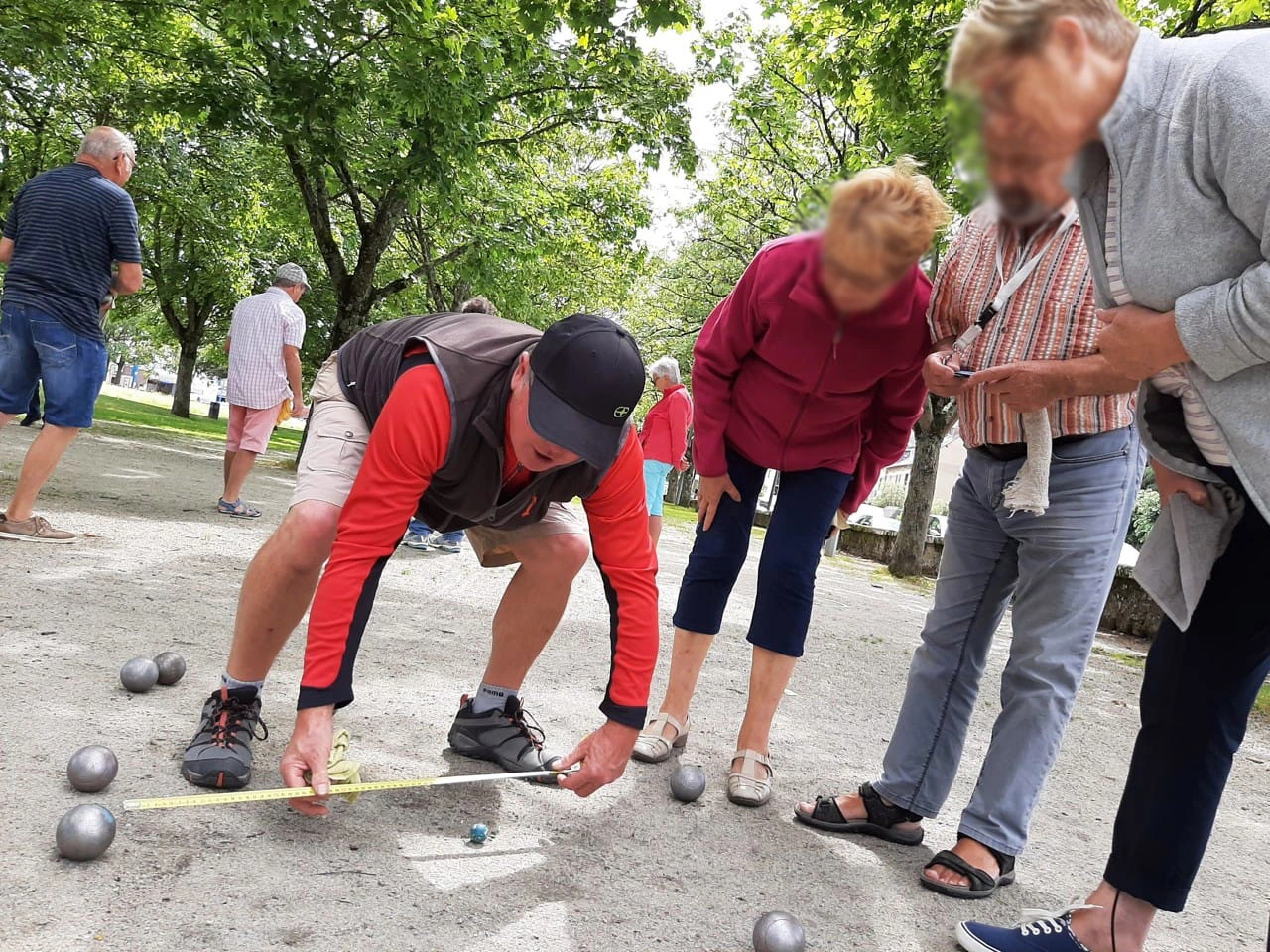 Photo d'une activité pétanque au camping de La Sensation
